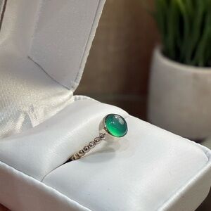 Elegant Green Chrysoprase Silver Beaded Band Ring
